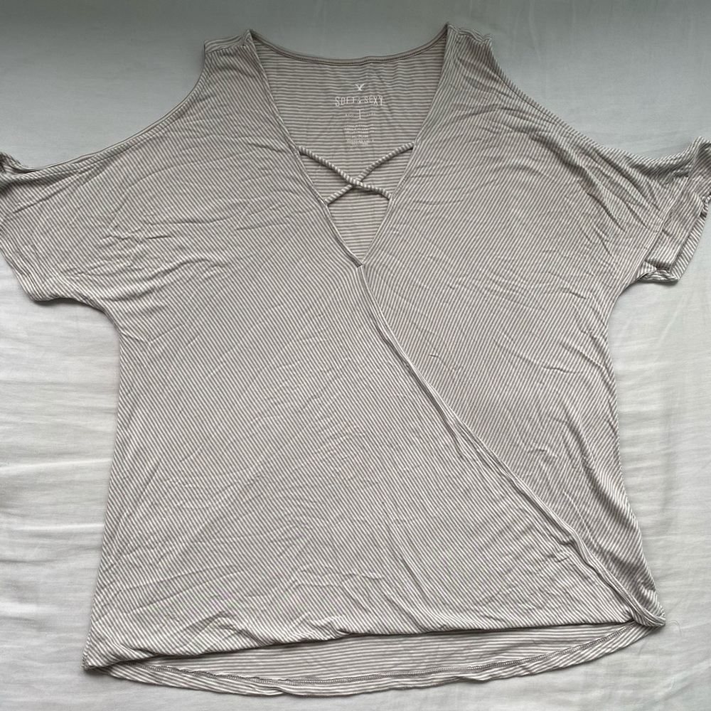 American Eagle cold shoulder top